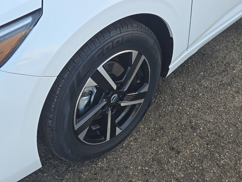 Used 2024 Nissan Sentra SV image 15