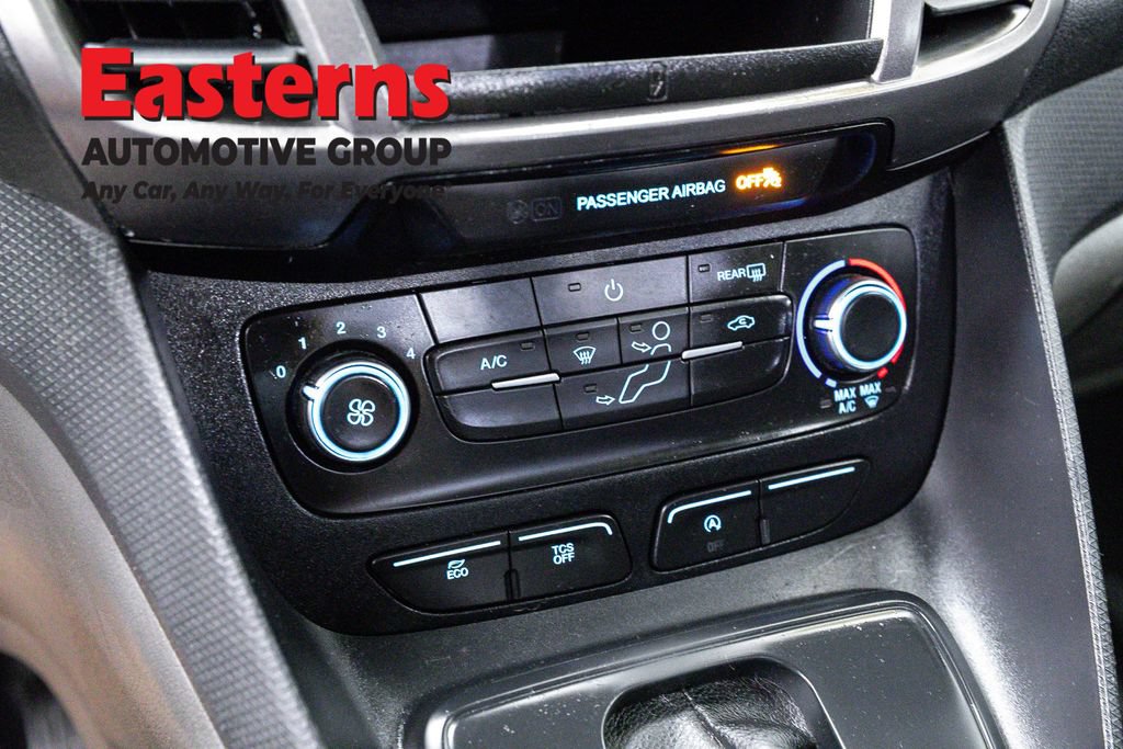Used 2022 Ford Transit Connect XLT FWD image 19