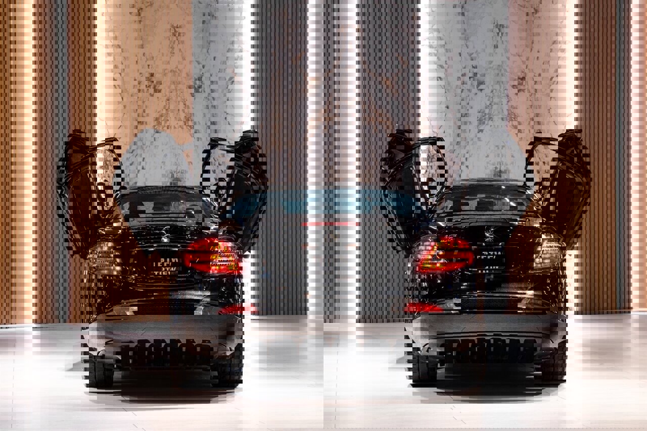 Used 2006 Mercedes-Benz SLR image 4