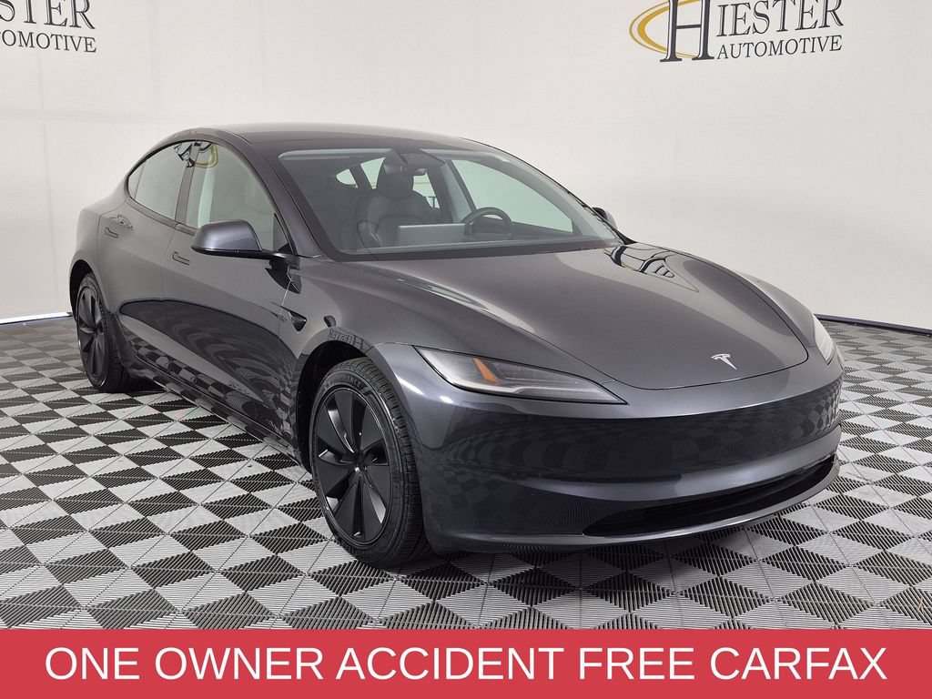 Used 2025 Tesla Model 3 RWD image 2