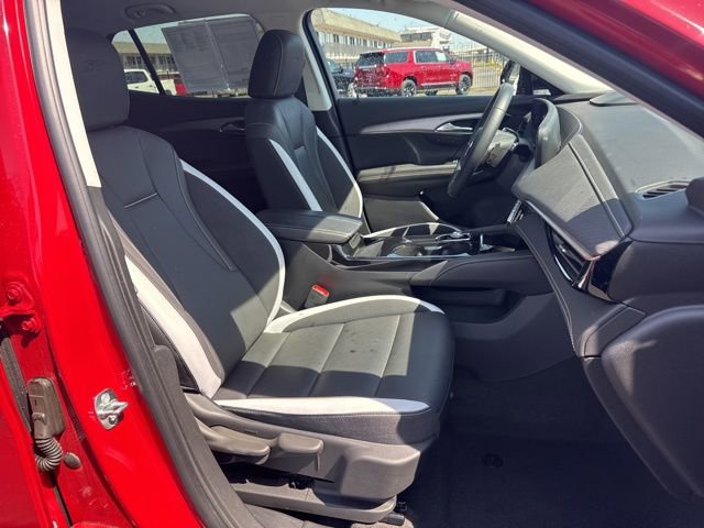 Used 2025 Buick Envision Sport Touring image 19