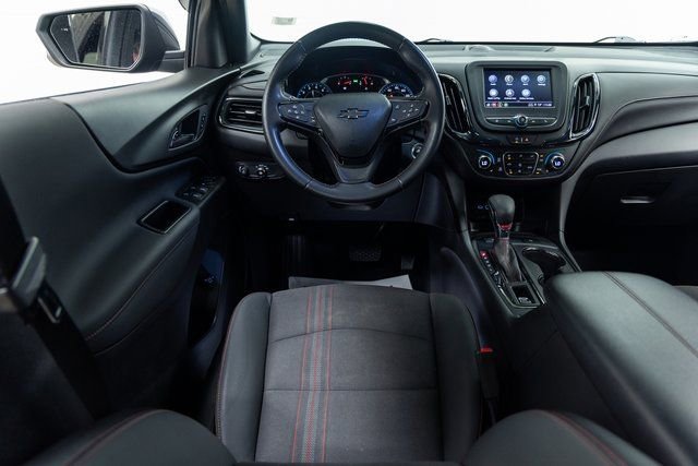 Used 2022 Chevrolet Equinox RS image 3