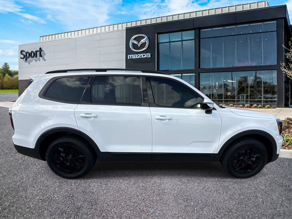 Used 2025 Kia Telluride SX Prestige X-Pro AWD/4WD image 2
