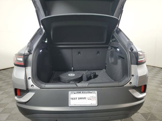 Used 2024 Volkswagen ID.4 2WD image 8