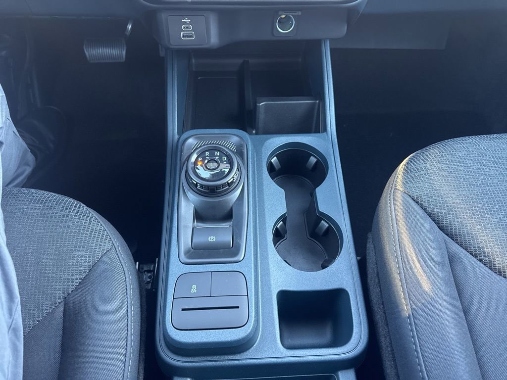 New 2025 Ford Maverick XL w/ Equipment Group 101A image 17