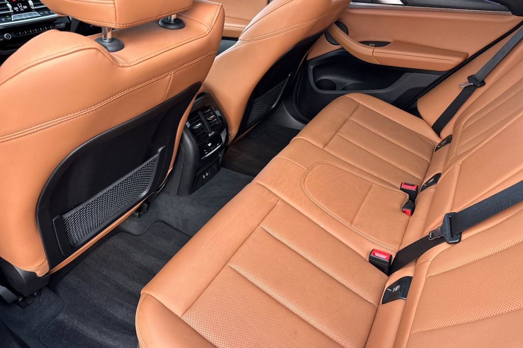 Used 2023 BMW X3 sDrive30i w/ Premium Package image 12