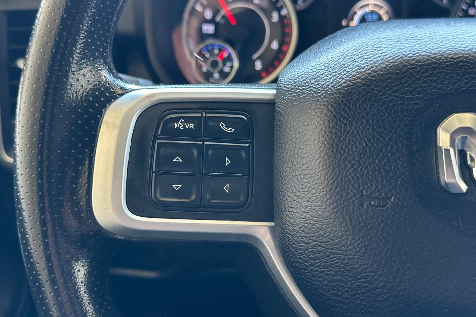 Used 2022 RAM 2500 Big Horn AWD/4WD image 25