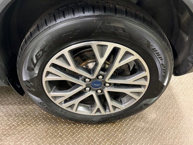 Used 2020 Ford Escape SEL image 25