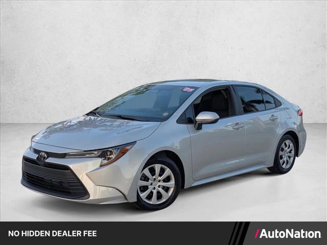 Used 2025 Toyota Corolla LE FWD image 1
