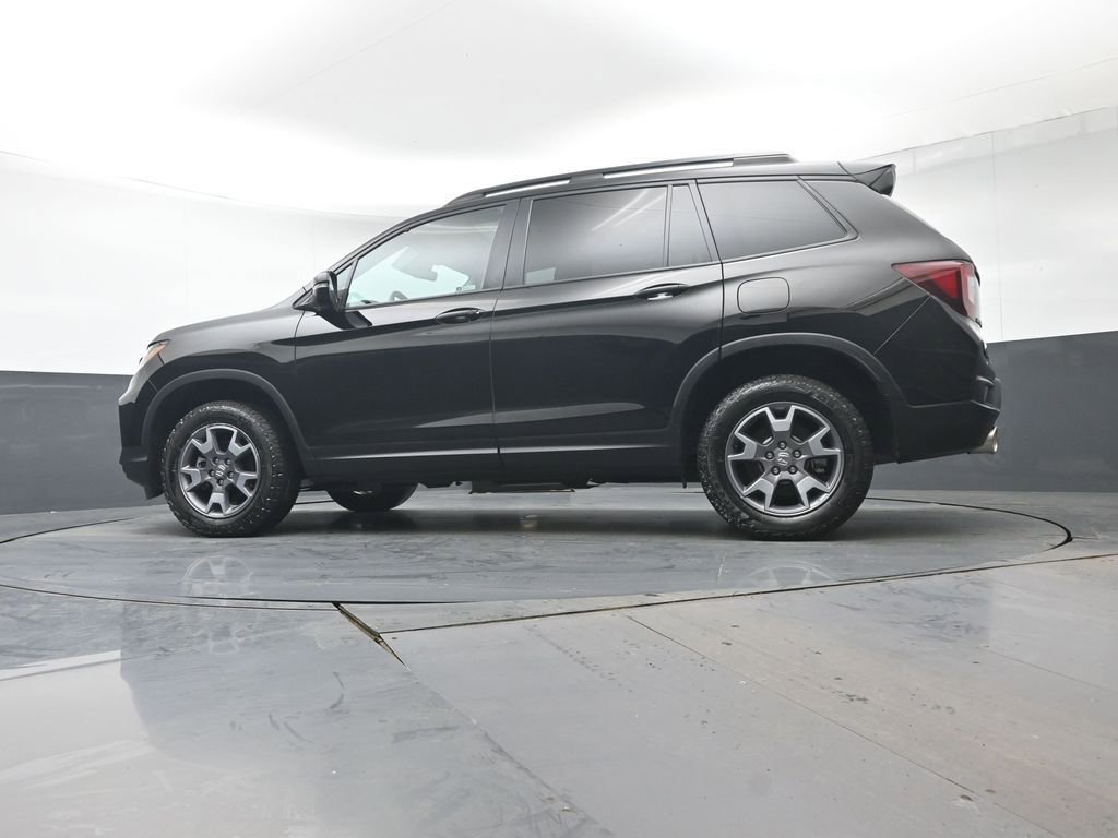 Certified 2023 Honda Passport TrailSport image 35
