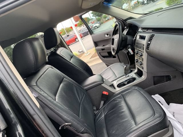 Used 2010 Ford Flex SE FWD image 14