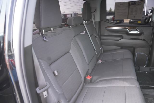Used 2025 GMC Sierra 1500 Elevation w/ LPO, Elevation Black Package AWD/4WD image 16