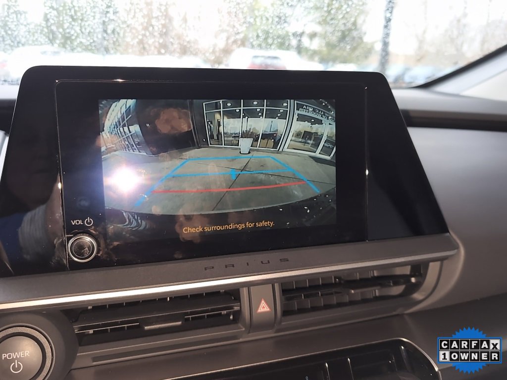 Used 2025 Toyota Prius LE image 20