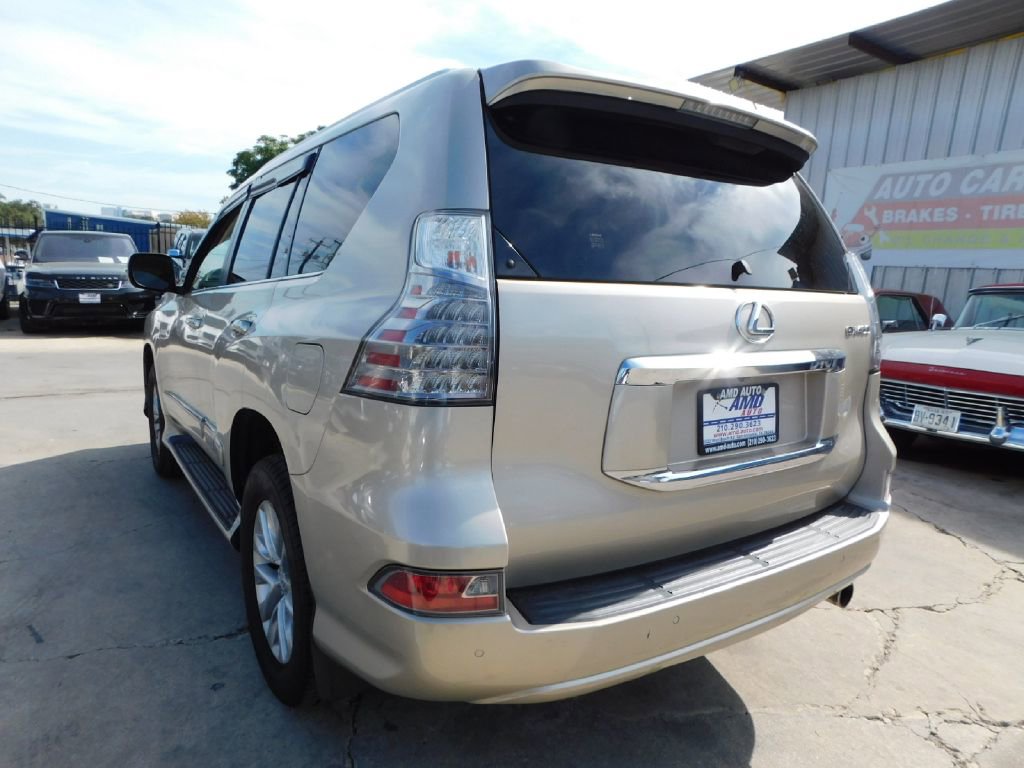 Used 2015 Lexus GX 460 w/ Premium Package image 5