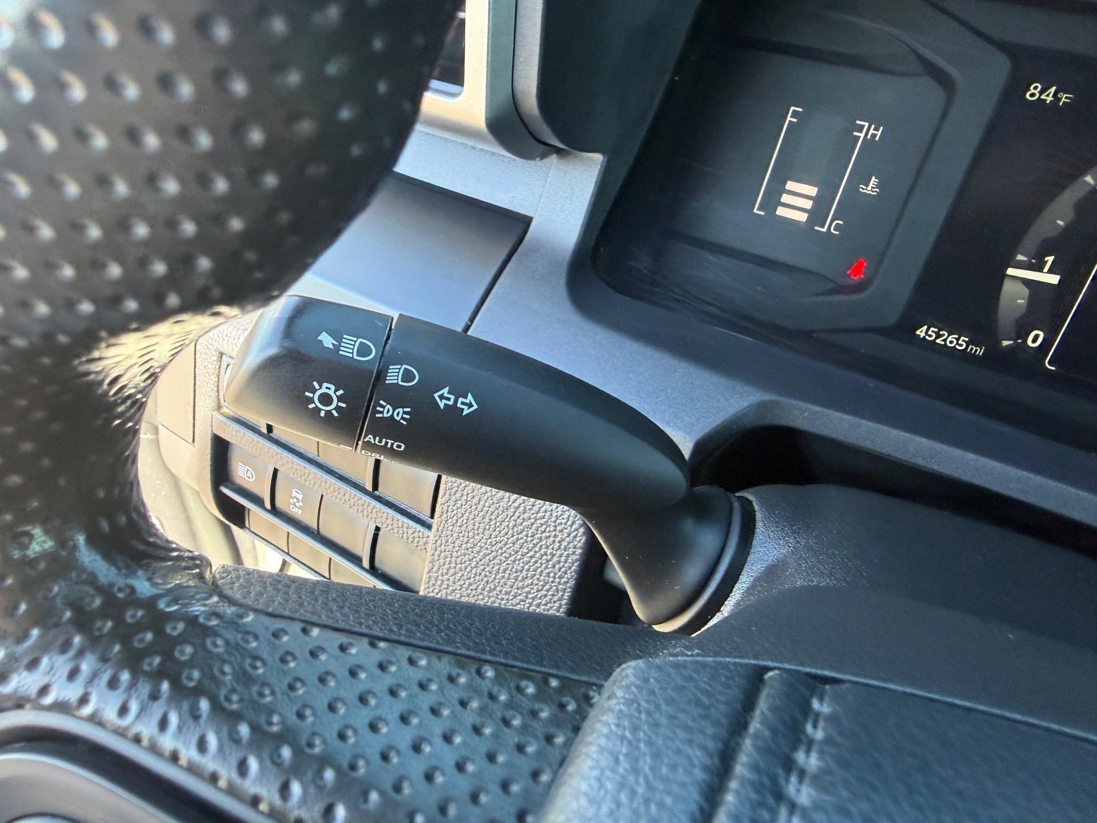 Used 2024 Toyota Tacoma SR image 17