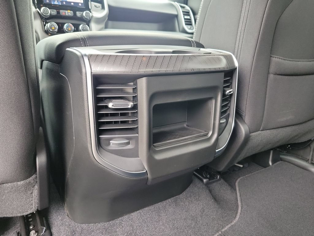 New 2026 RAM 1500 Express AWD/4WD image 10
