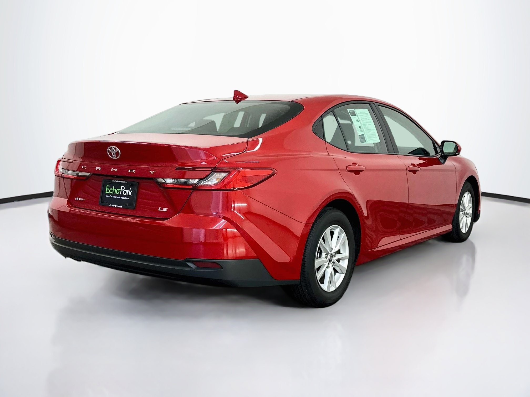 Used 2025 Toyota Camry LE FWD image 9