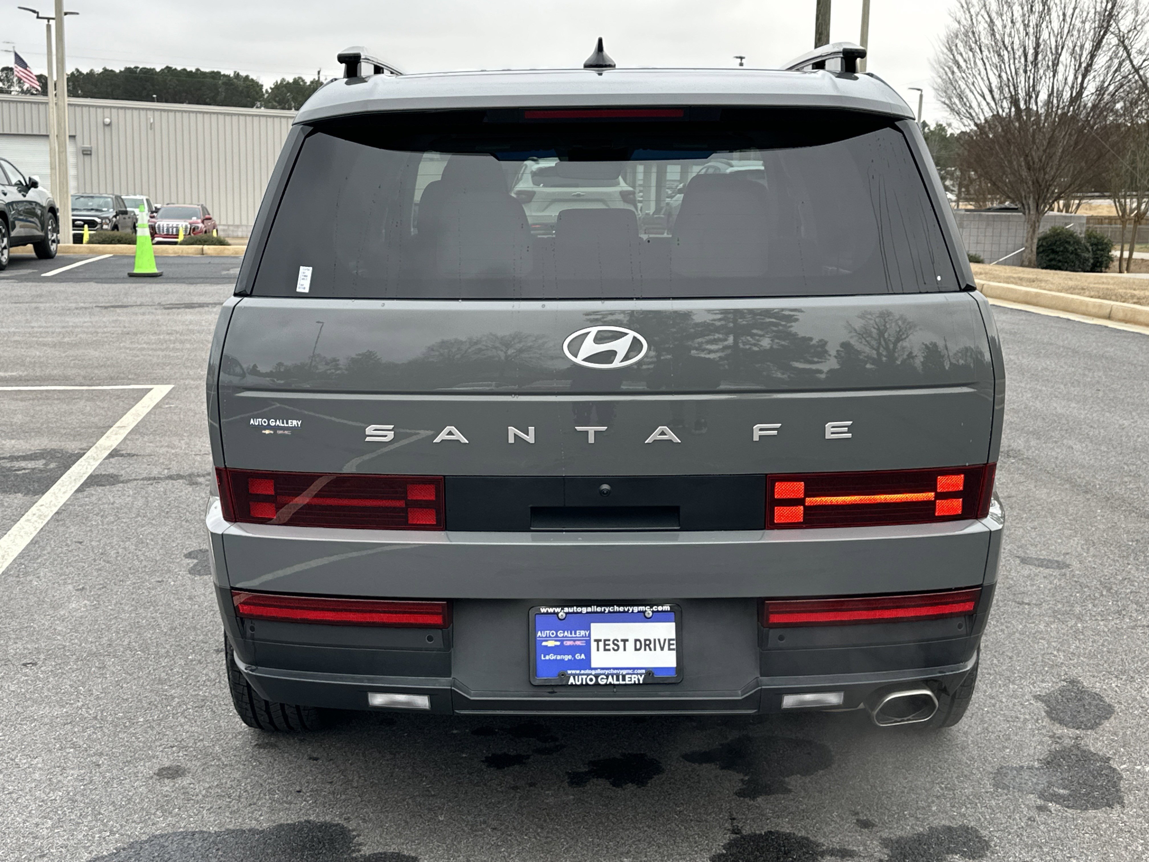 Used 2024 Hyundai Santa Fe SEL image 7