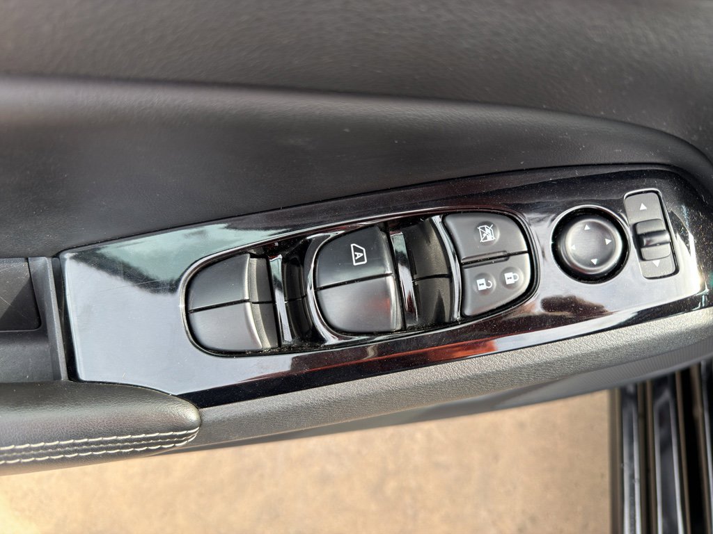 Used 2023 Nissan Altima 2.5 SV image 12