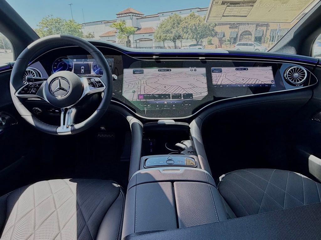New 2025 Mercedes-Benz EQE 500 4MATIC Sedan image 27