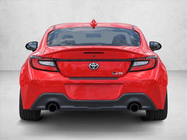 Used 2022 Toyota GR86 RWD image 6