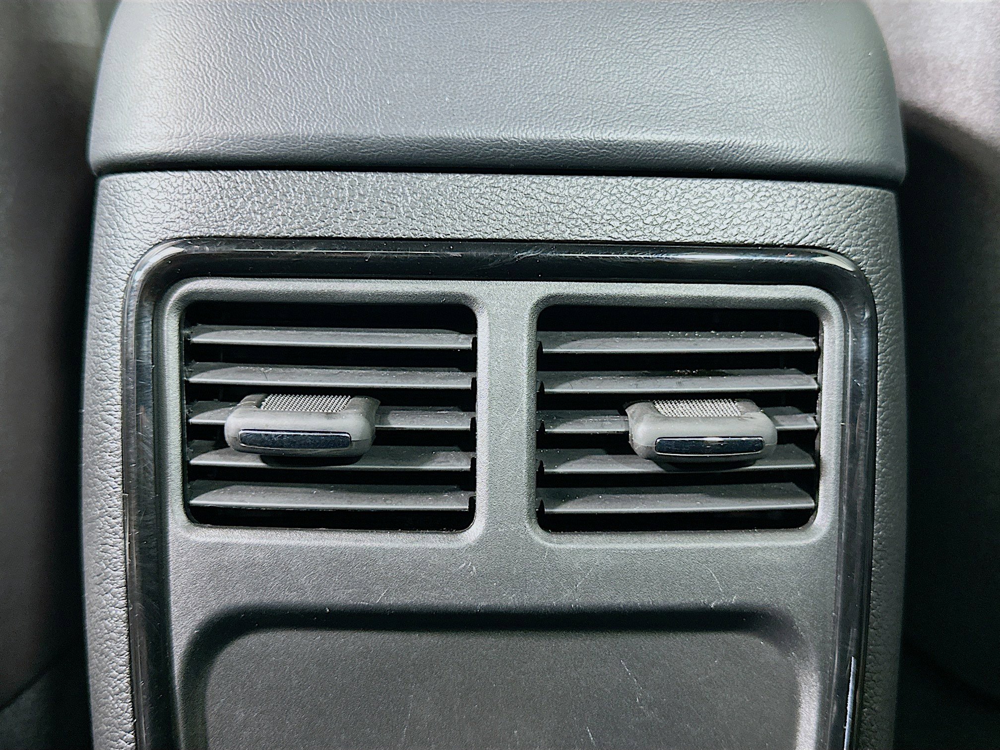 Used 2023 Chrysler 300 S image 28