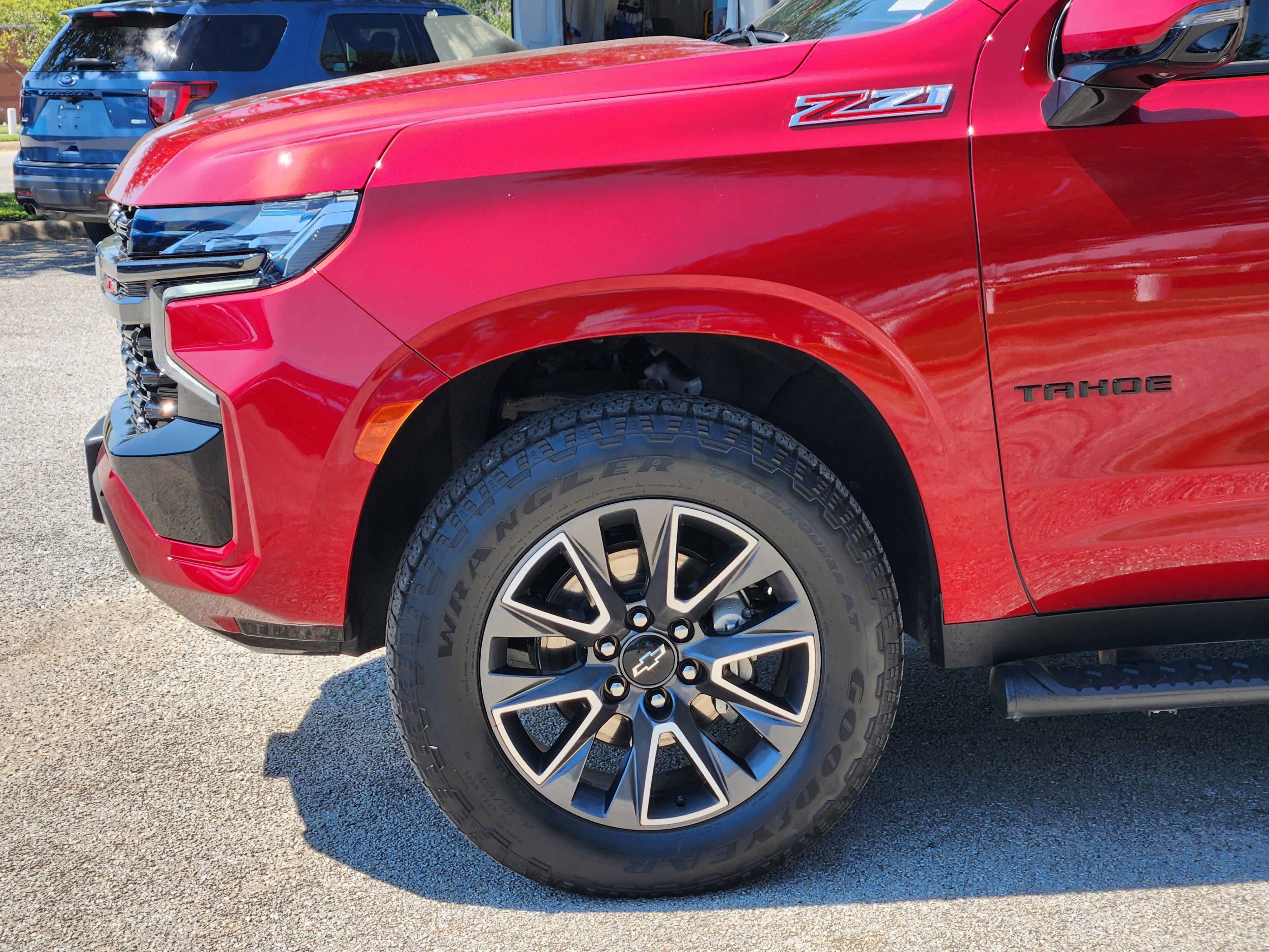 Certified 2022 Chevrolet Tahoe Z71 w/ Luxury Package image 8