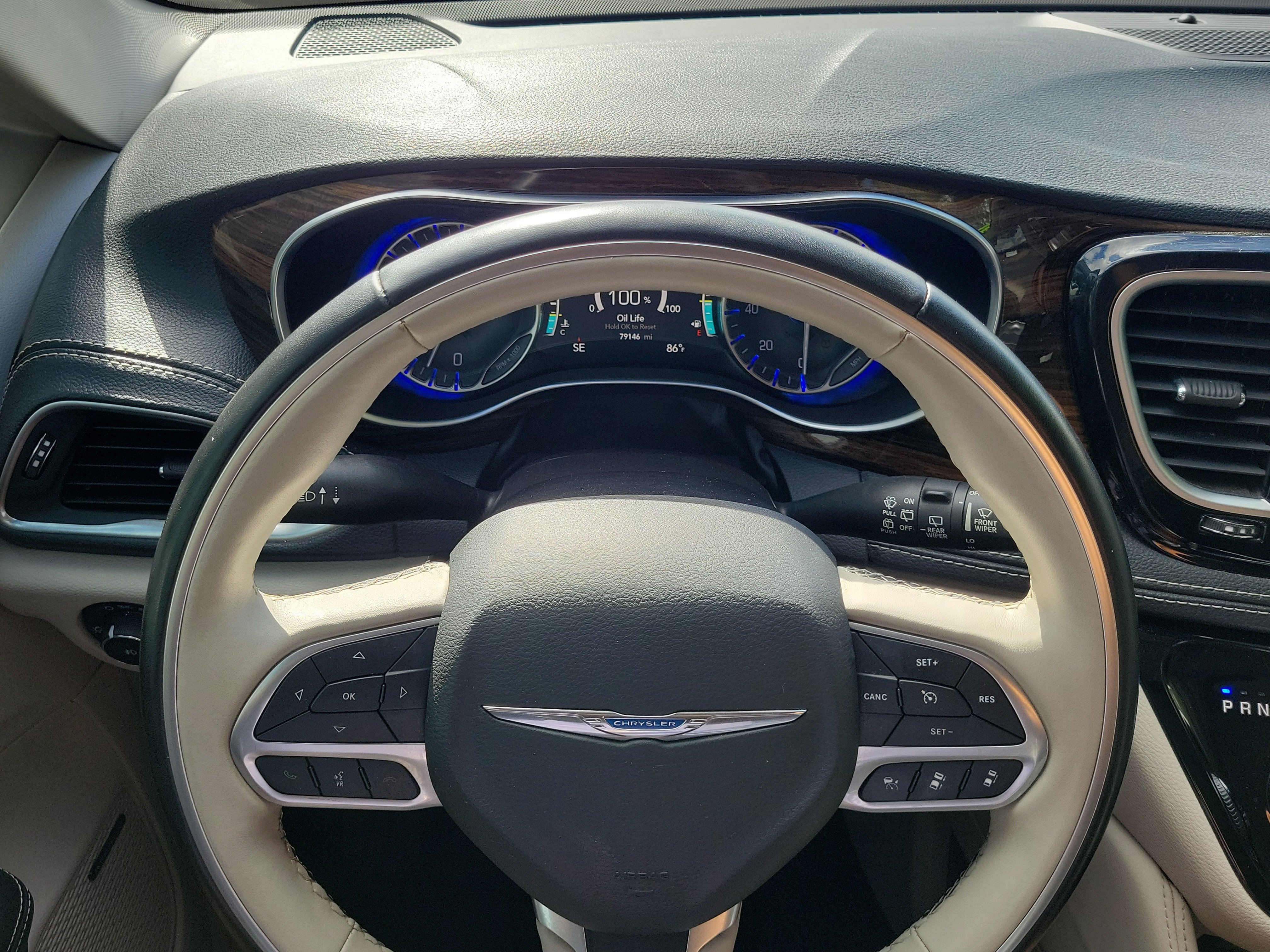 Used 2021 Chrysler Pacifica Limited w/ Uconnect Theater Family Group AWD/4WD image 21