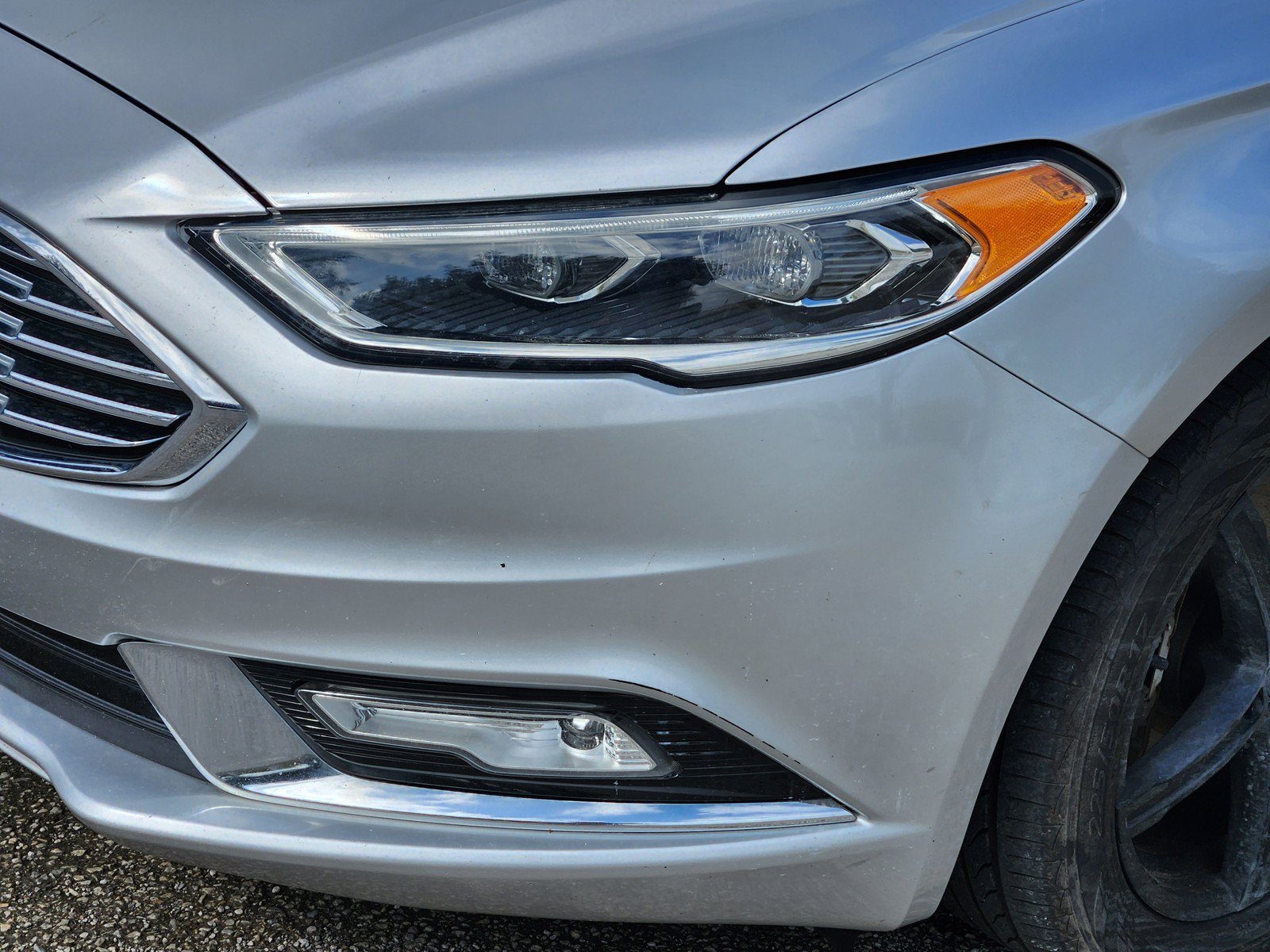 Used 2017 Ford Fusion Energi Titanium FWD image 26