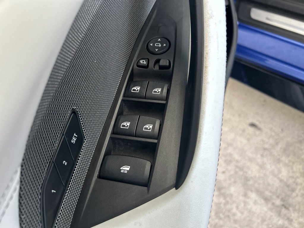 Used 2022 BMW M4 xDrive Competition w/ M Carbon Exterior Package AWD/4WD image 44