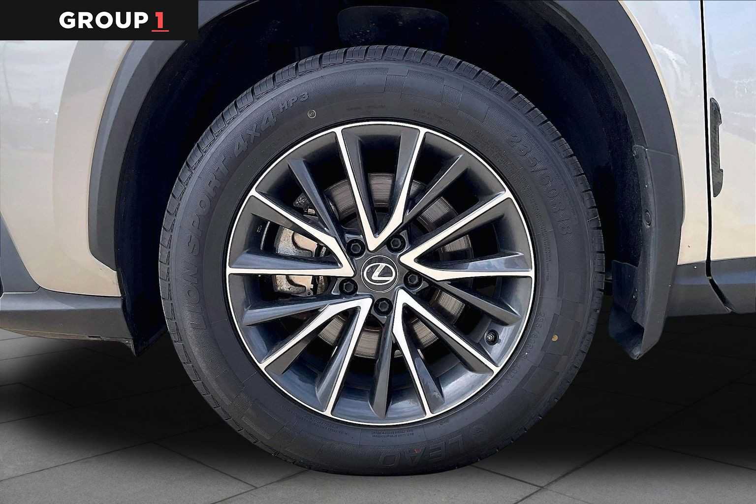 Used 2024 Lexus NX 250 FWD image 9