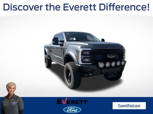 New 2026 Ford F250 Lariat w/ Black Appearance Package