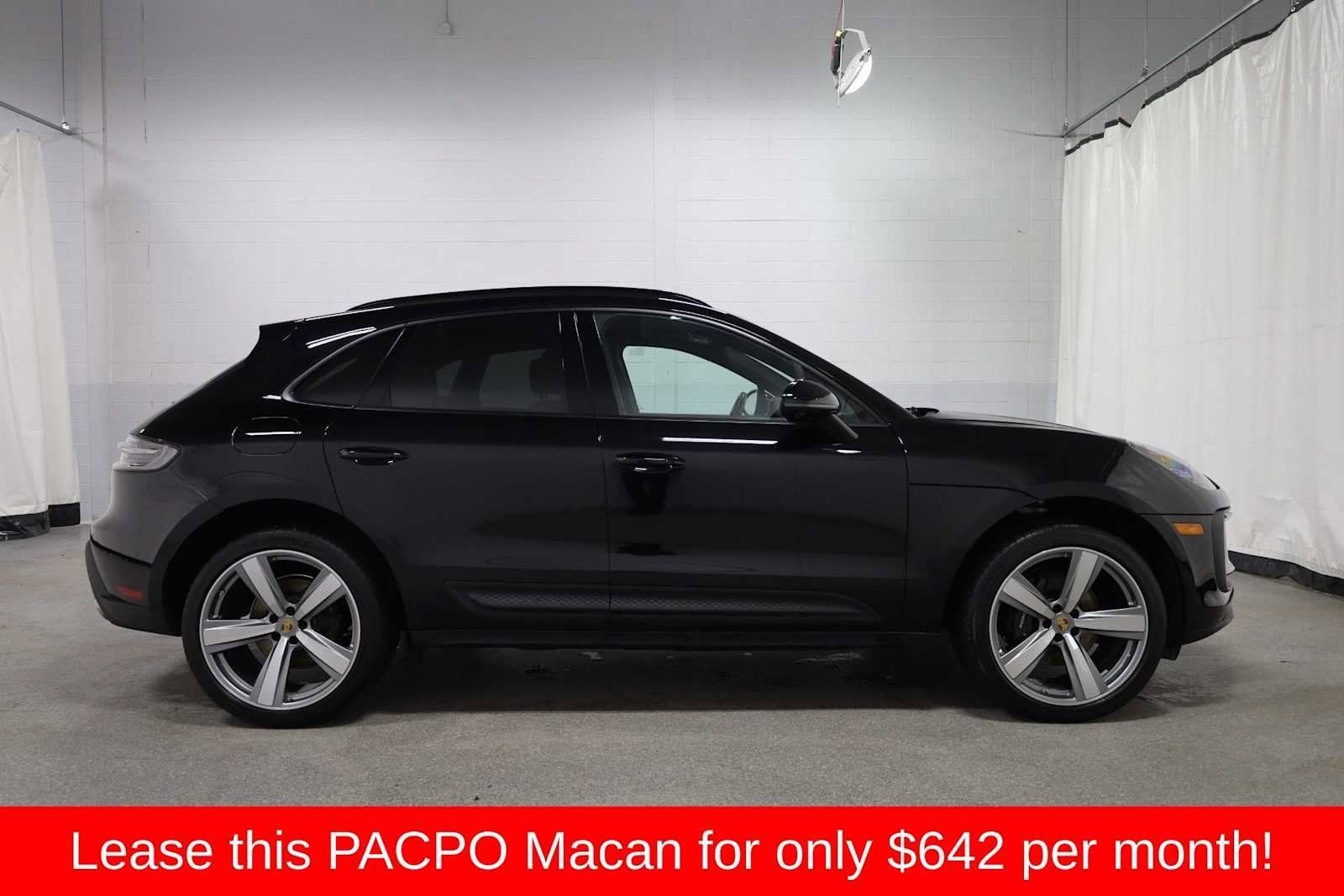 Certified 2024 Porsche Macan image 10