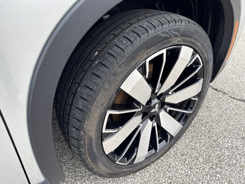 Used 2025 Mitsubishi Outlander SE AWD/4WD image 41