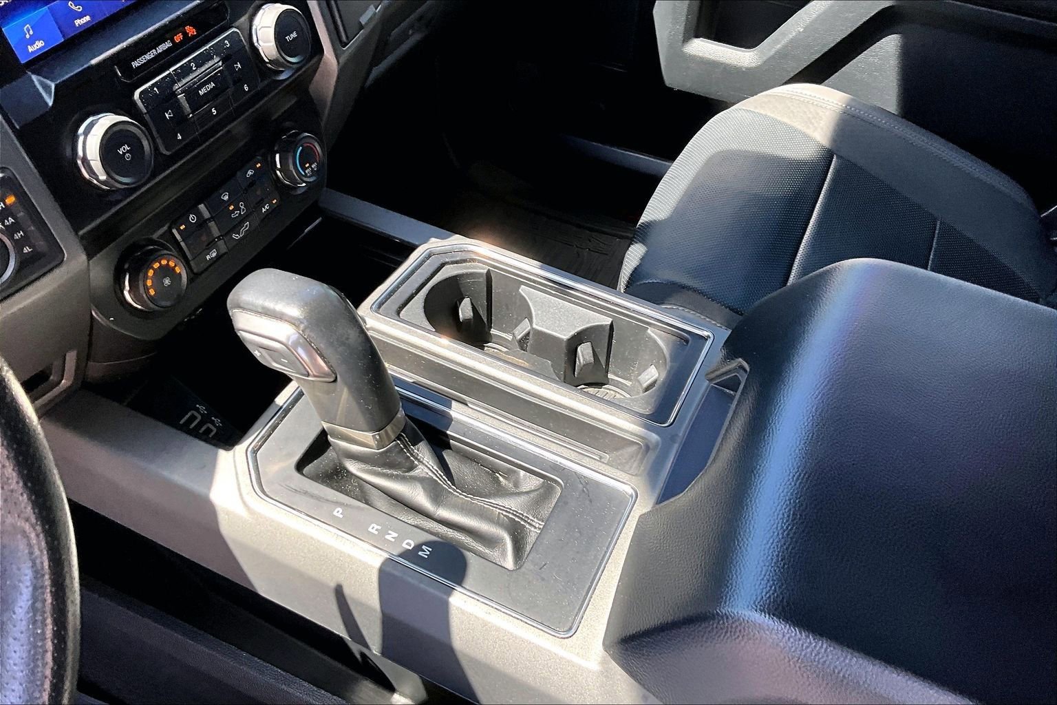 Used 2019 Ford F150 Raptor w/ Equipment Group 801A Mid image 19