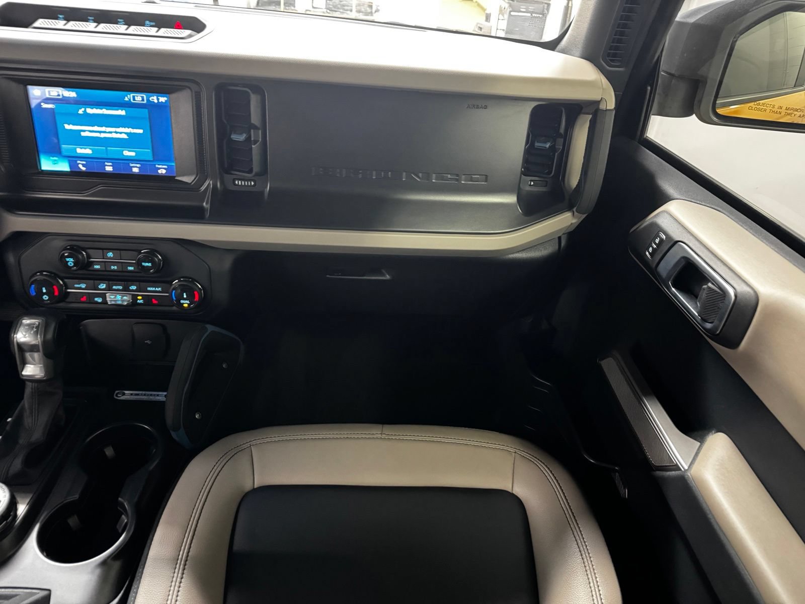 Used 2022 Ford Bronco Wildtrak AWD/4WD image 15