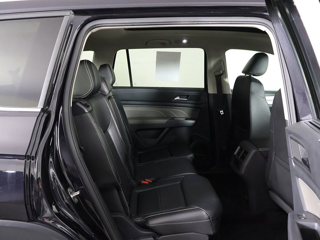 Used 2021 Volkswagen Atlas SE w/ Panoramic Sunroof Package AWD/4WD image 34