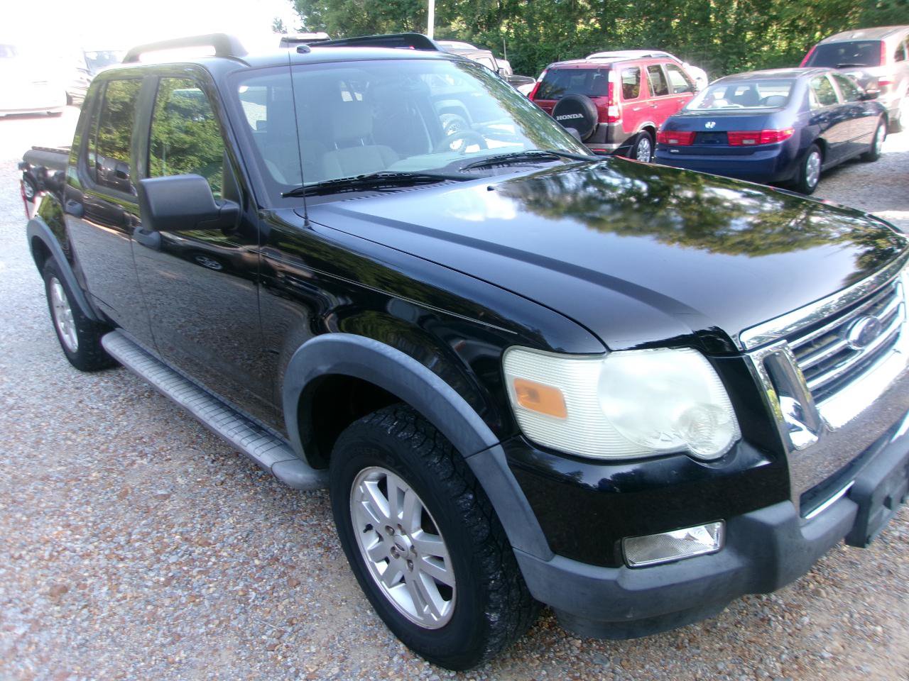 Used 2007 Ford Explorer Sport Trac XLT RWD image 4