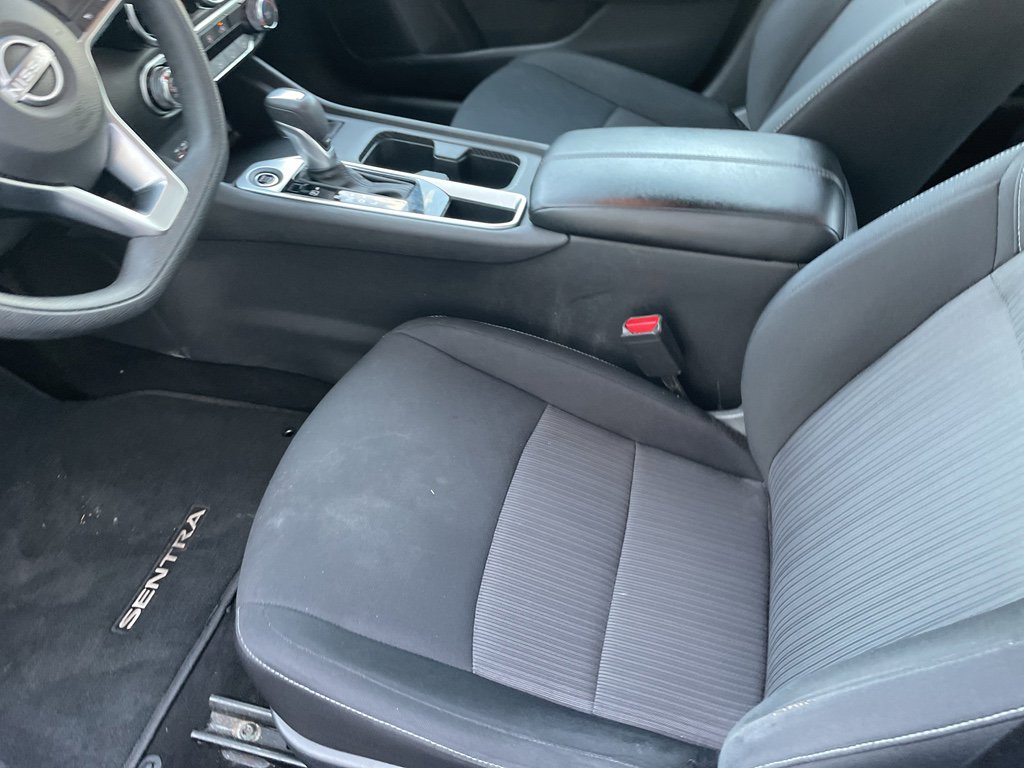 Used 2024 Nissan Sentra SV FWD image 10