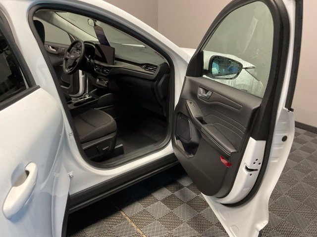 Used 2023 Ford Escape Active w/ Tech Pack #2 AWD/4WD image 22