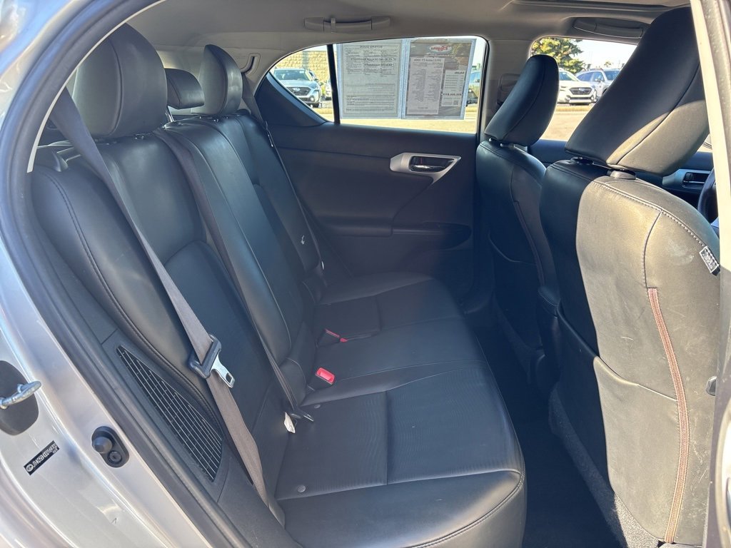 Used 2013 Lexus CT 200h image 11