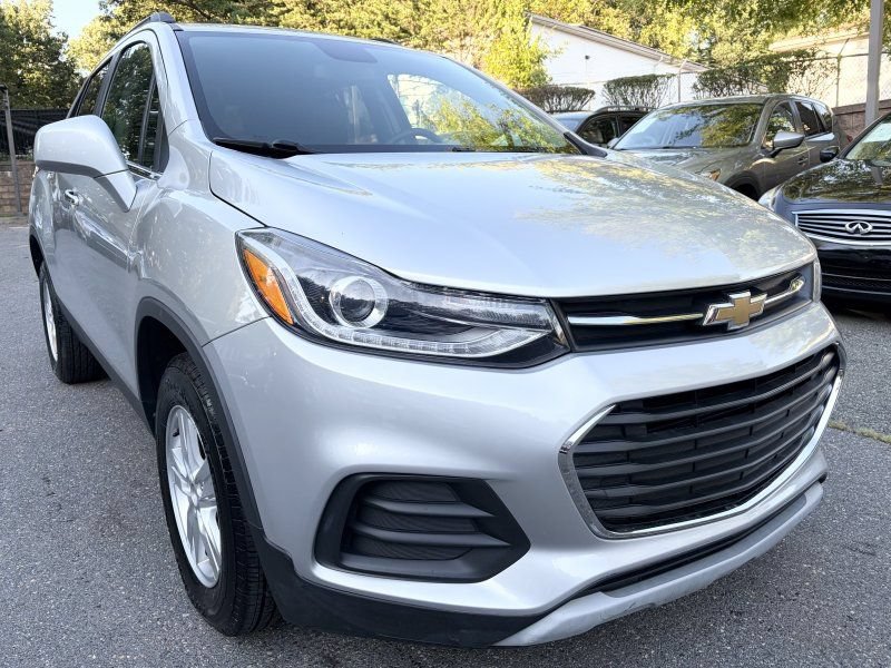 Used 2017 Chevrolet Trax LT w/ LT Convenience Package