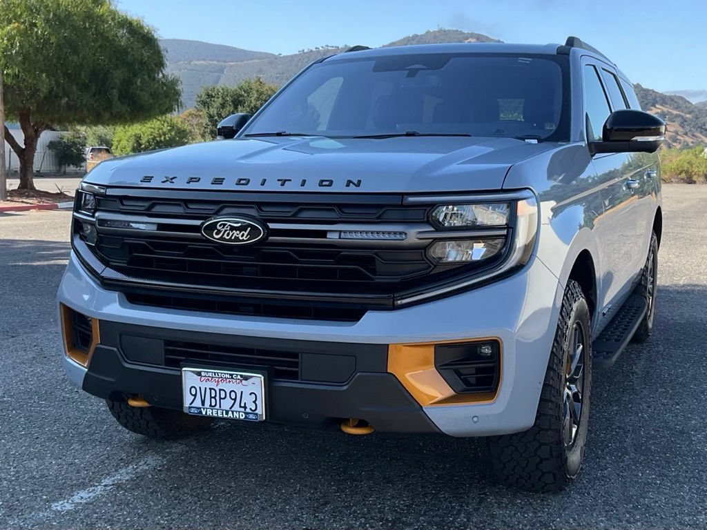 Used 2025 Ford Expedition Tremor AWD/4WD image 58