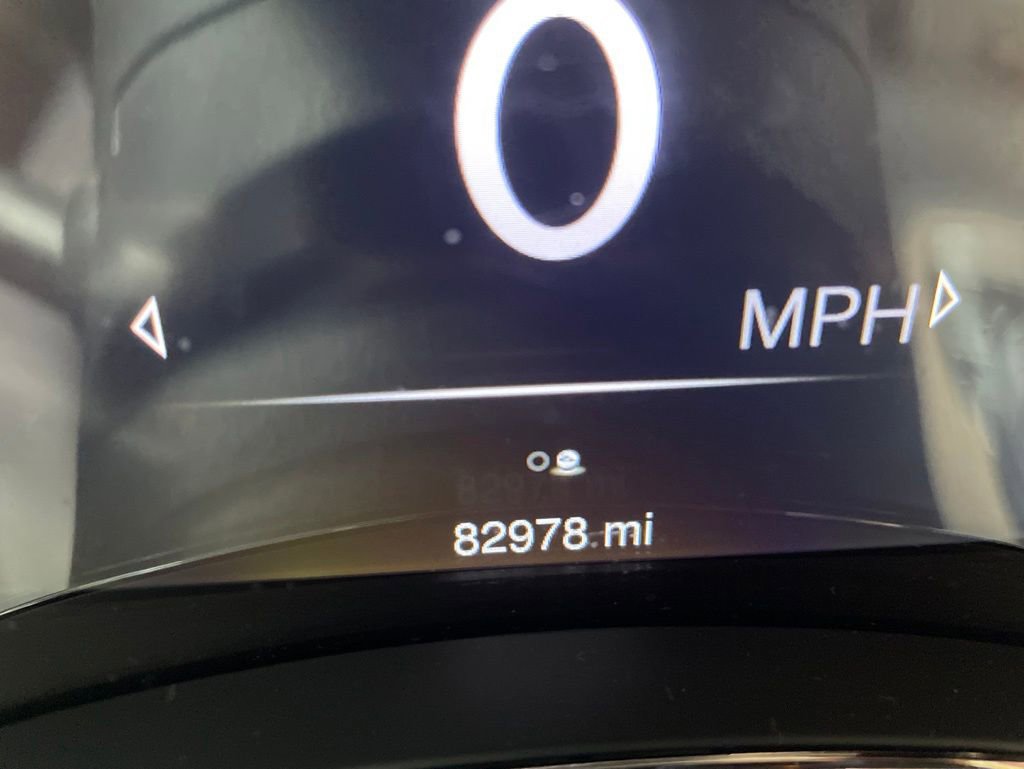 Used 2014 Jeep Grand Cherokee Overland AWD/4WD image 4