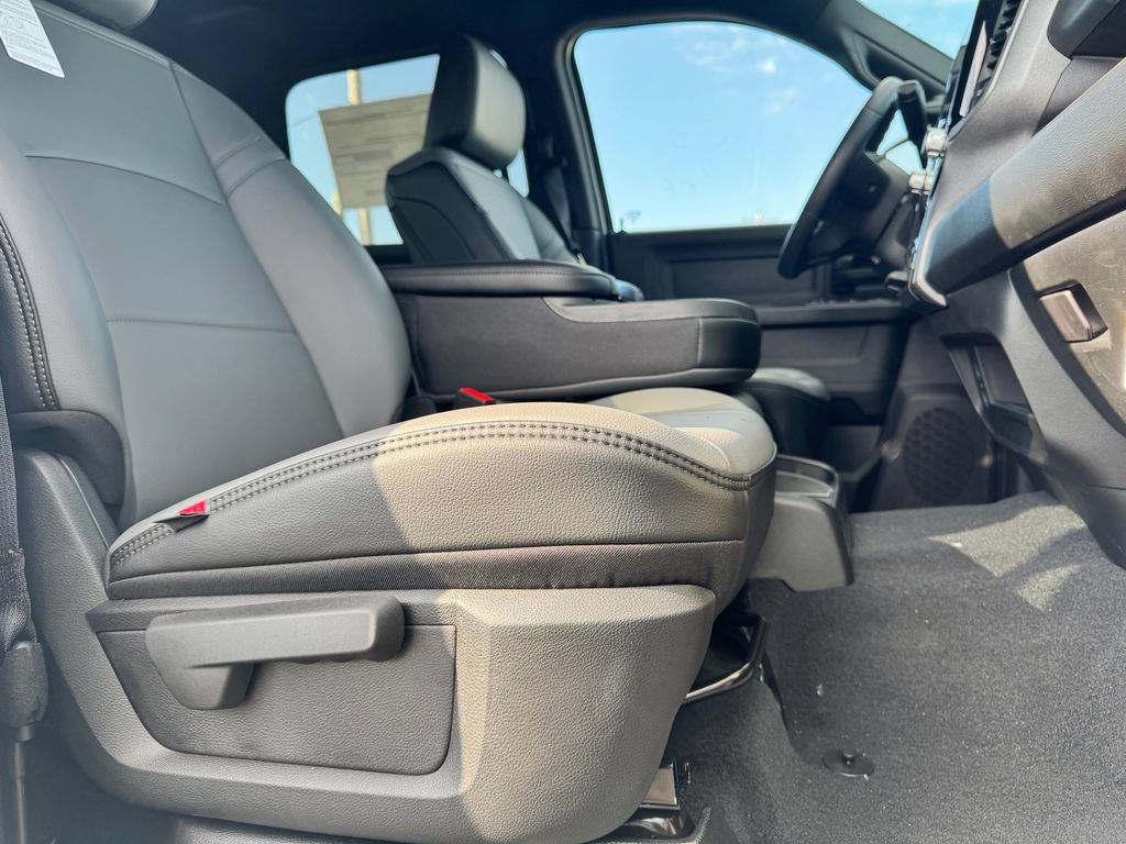 New 2026 RAM 2500 Tradesman AWD/4WD image 12