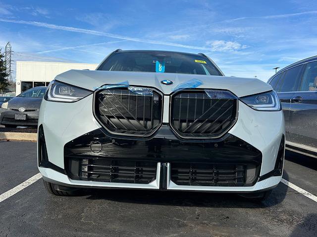 New 2026 BMW X3 xDrive30 w/ Premium Package image 2