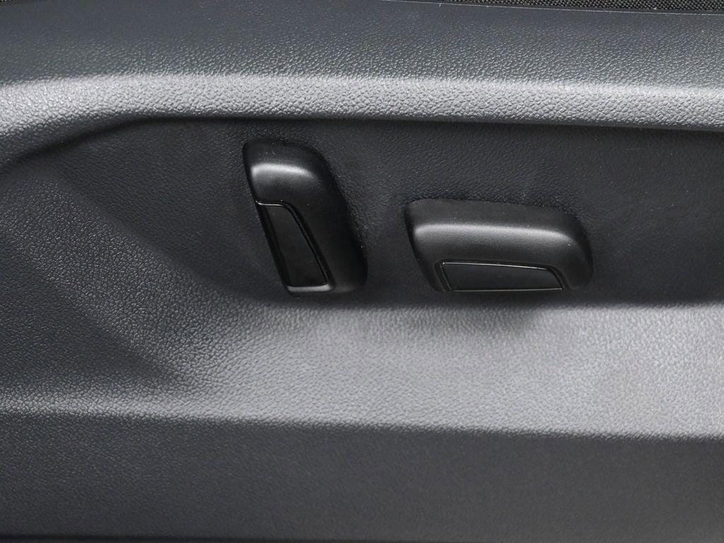 Used 2018 Volkswagen Atlas SEL Premium image 37