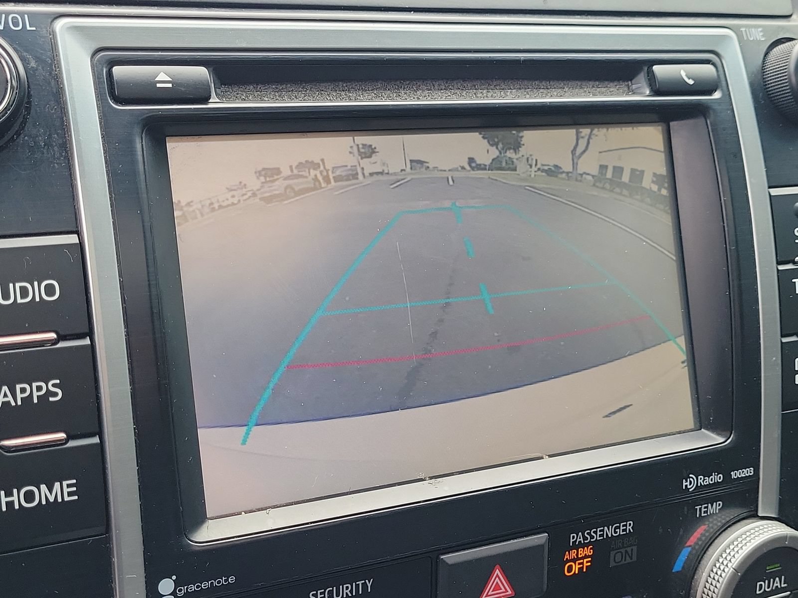 Used 2014 Toyota Camry SE w/ Moonroof Package FWD image 24