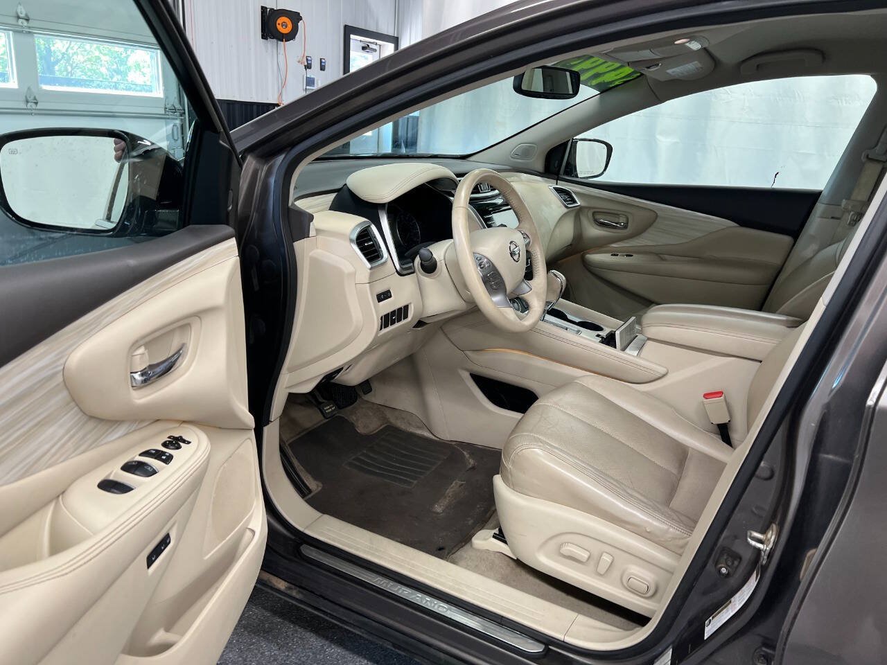 Used 2015 Nissan Murano SL w/ Cargo Package AWD/4WD image 7