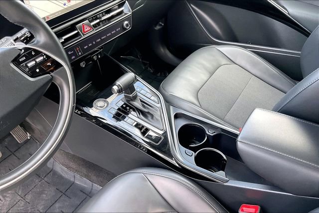 Used 2023 Kia Niro EX image 17